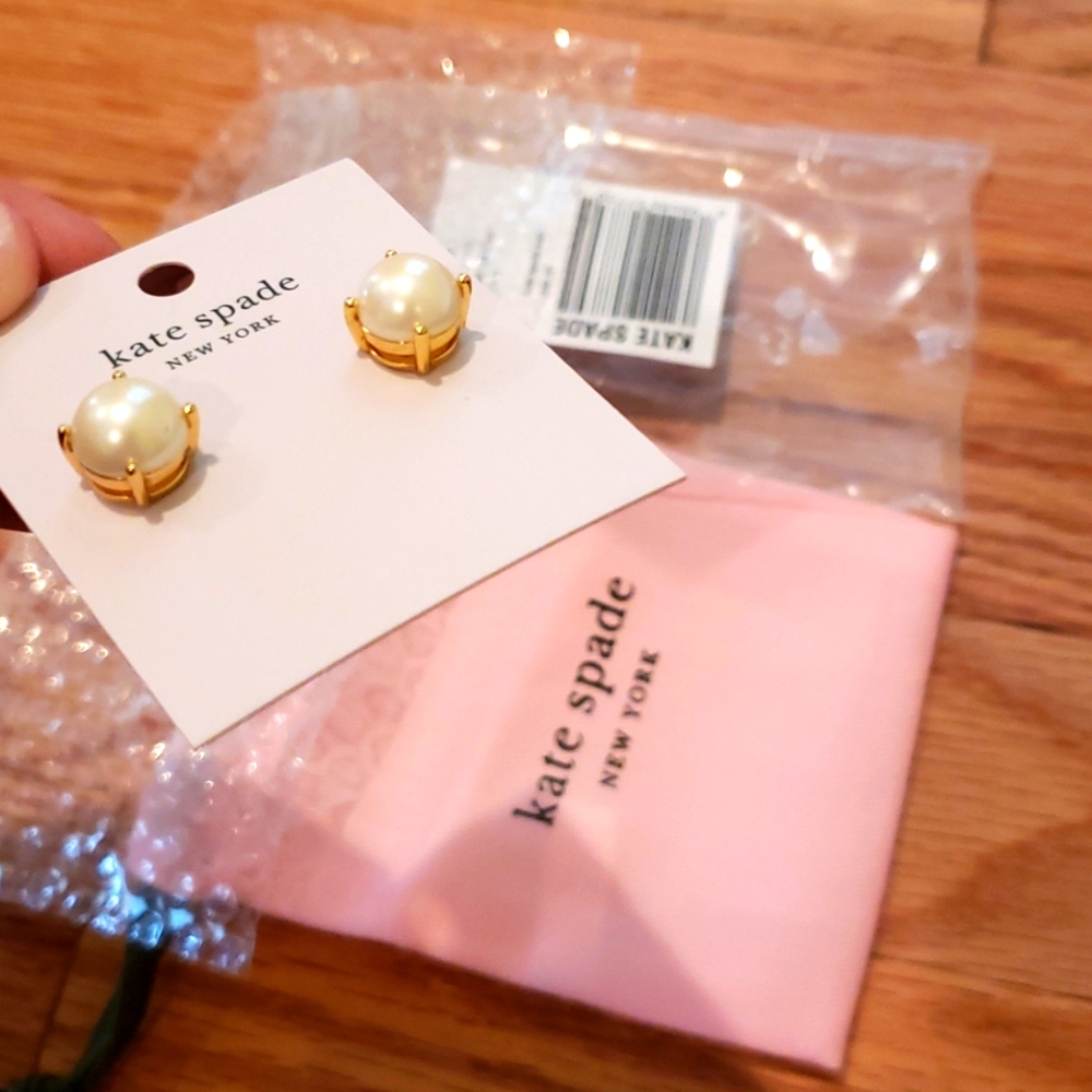 NWT Kate Spade pearl earrings